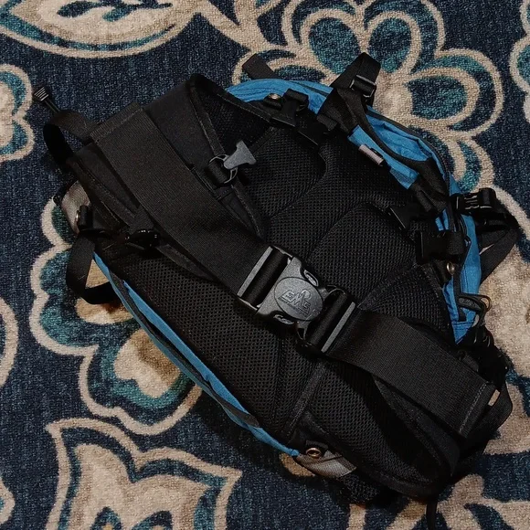 Vintage EMS blue hiking day pack waistpack belt bag